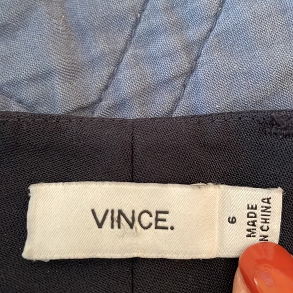 Beautiful lined navy/midnight Vince tuxedo style dress pants in 6 (side detail) - Picture 3 of 5